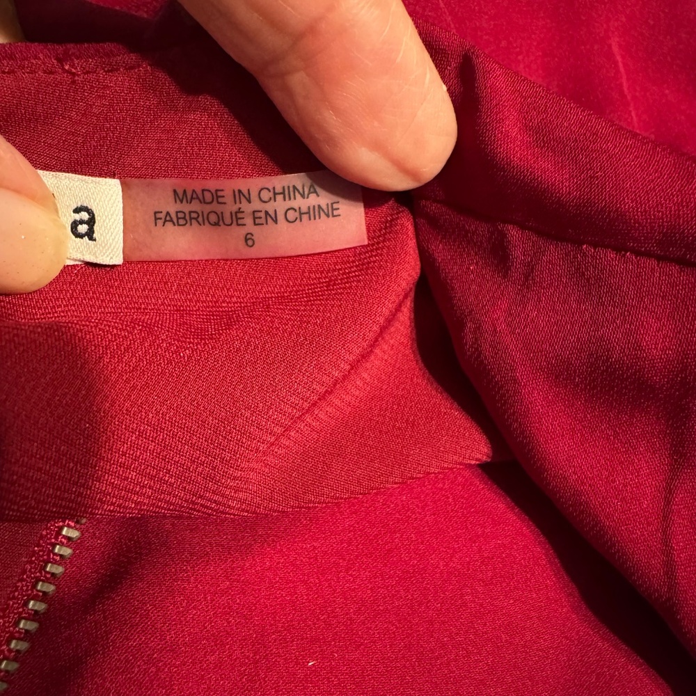 ALICE + OLIVIA Santina Tuck Sleeve Faux Wrap Silk Dress in Bordeaux Wine Size 6 - Picture 7 of 9